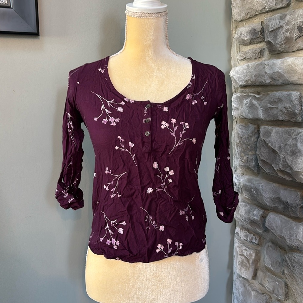 Women’s floral shirt, XXS, like new, purple/pink